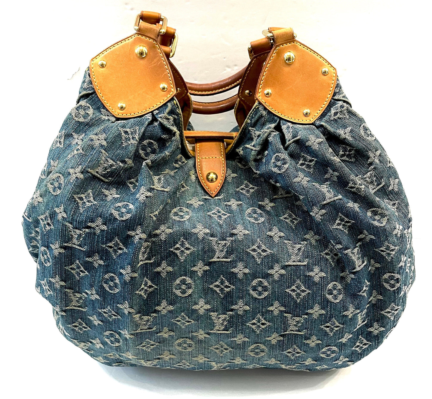 Louis Vuitton MAHINA XL Monogram Shoulder Bag