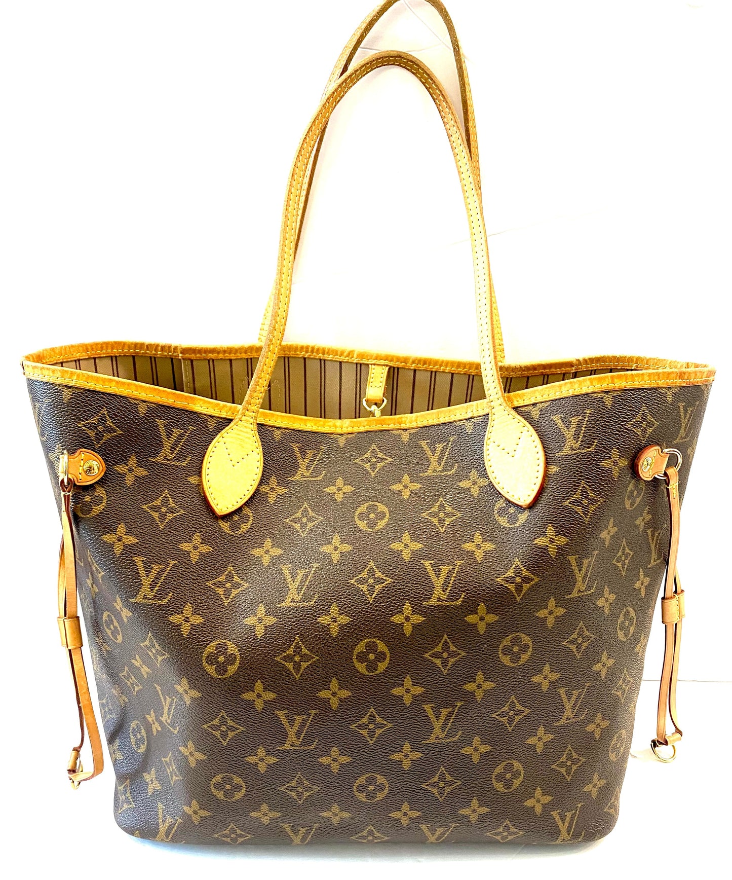 Louis Vuitton MM Monogram Neverfull Tote Bag Bag 4