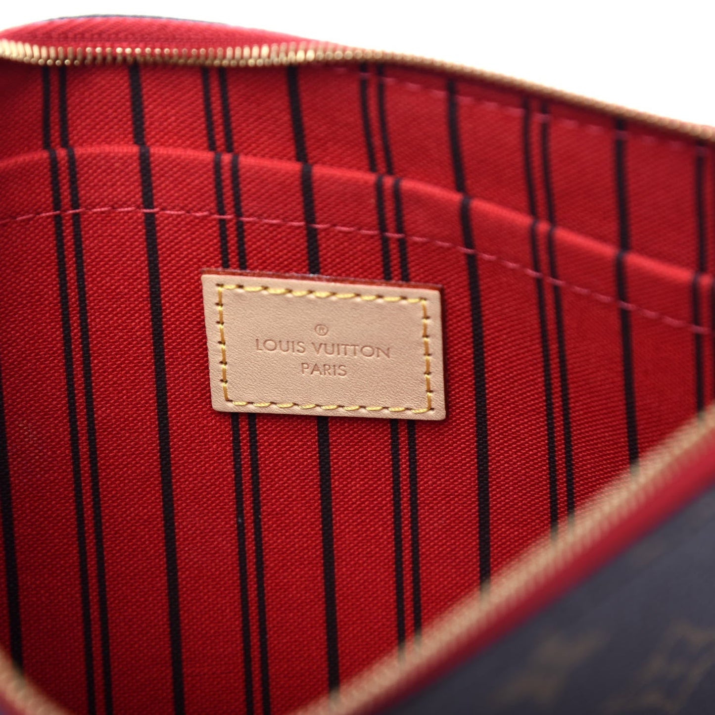 Louis Vuitton Wristlet Monogram Handbag