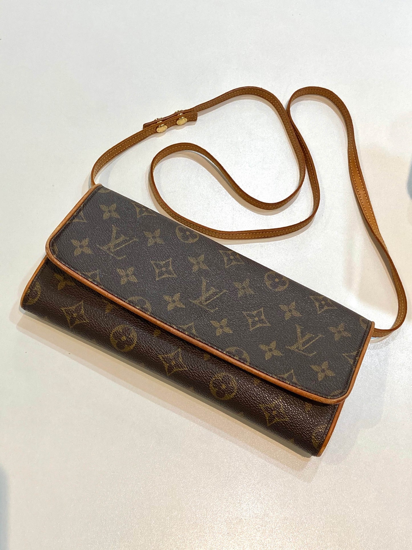 Louis Vuitton POCHETTE TWIN GM Monogram Clutch Bag Twin Gm