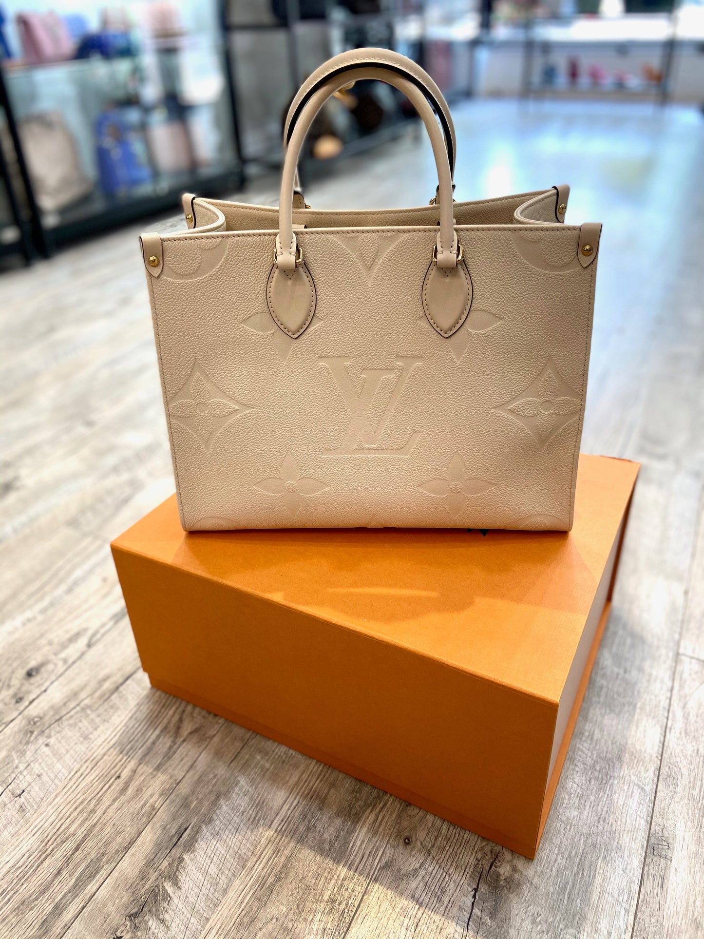 Louis Vuitton GIANT ONTHEGO Monogram Empreinte Leather Tote Bag Bag 1