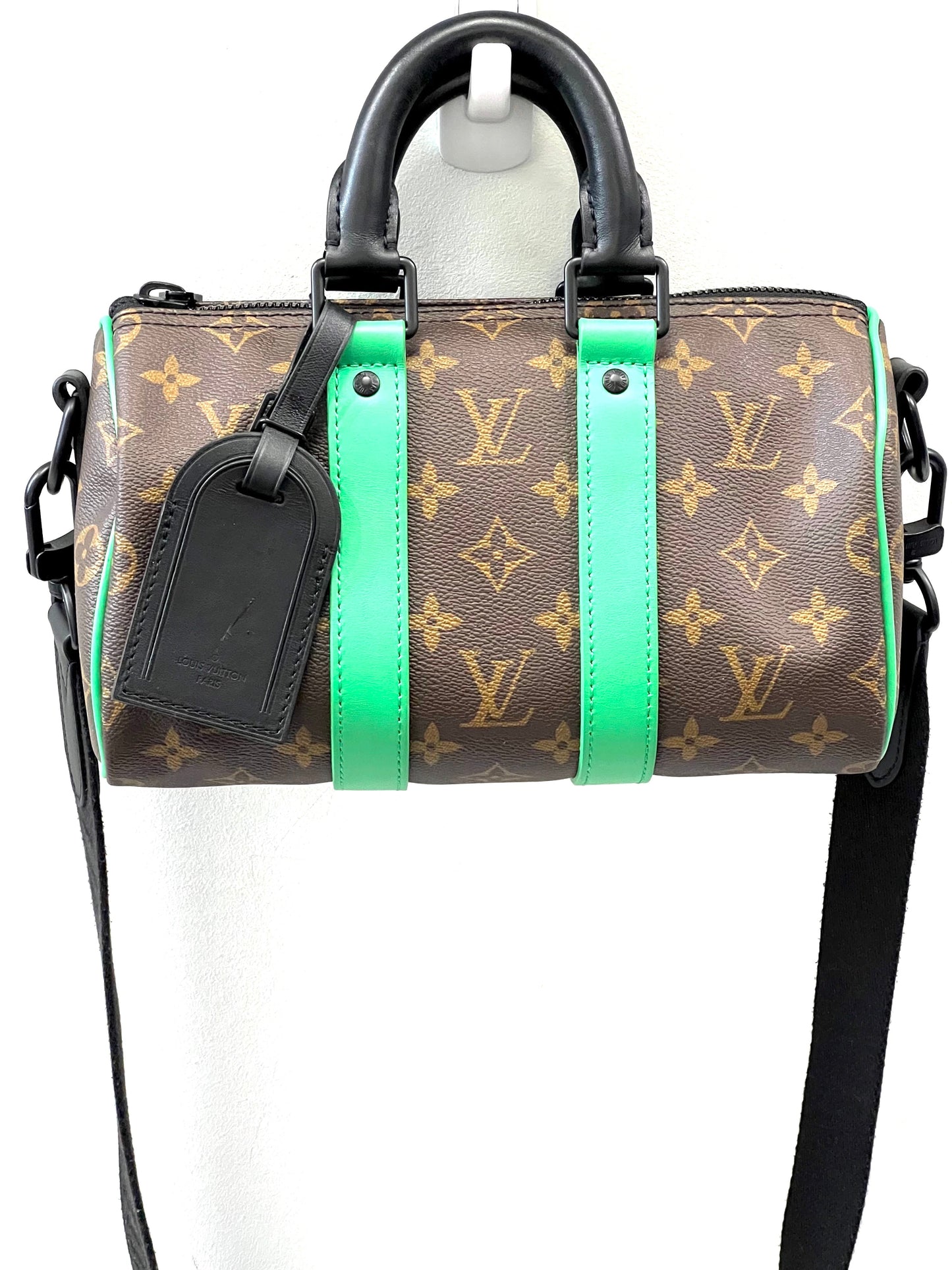 Louis Vuitton KEEPALL 25 Monogram Travel Bag