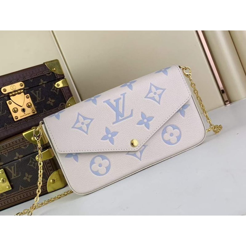 Louis Vuitton Pochette Bag Chain Travel Bag