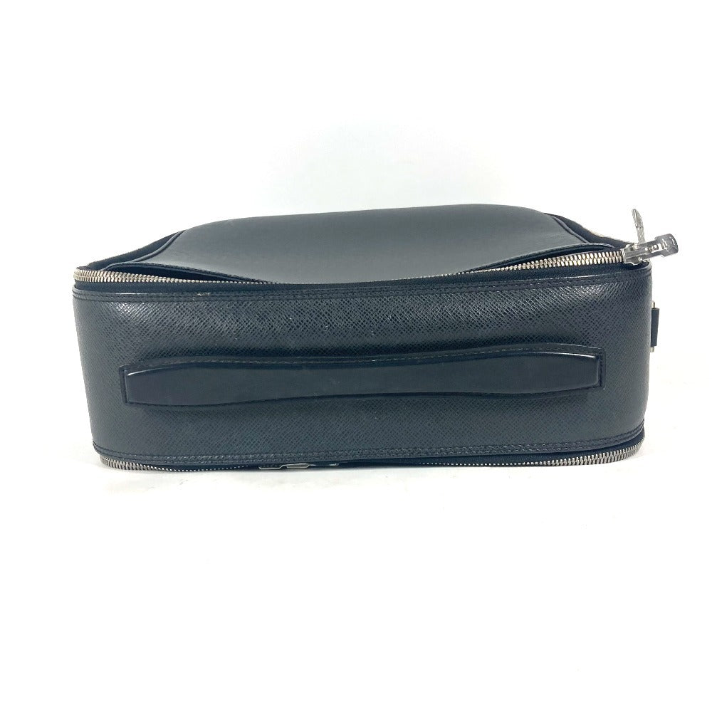 Louis Vuitton Business M30762 Taiga Tula Leather Black Shoulder Bag