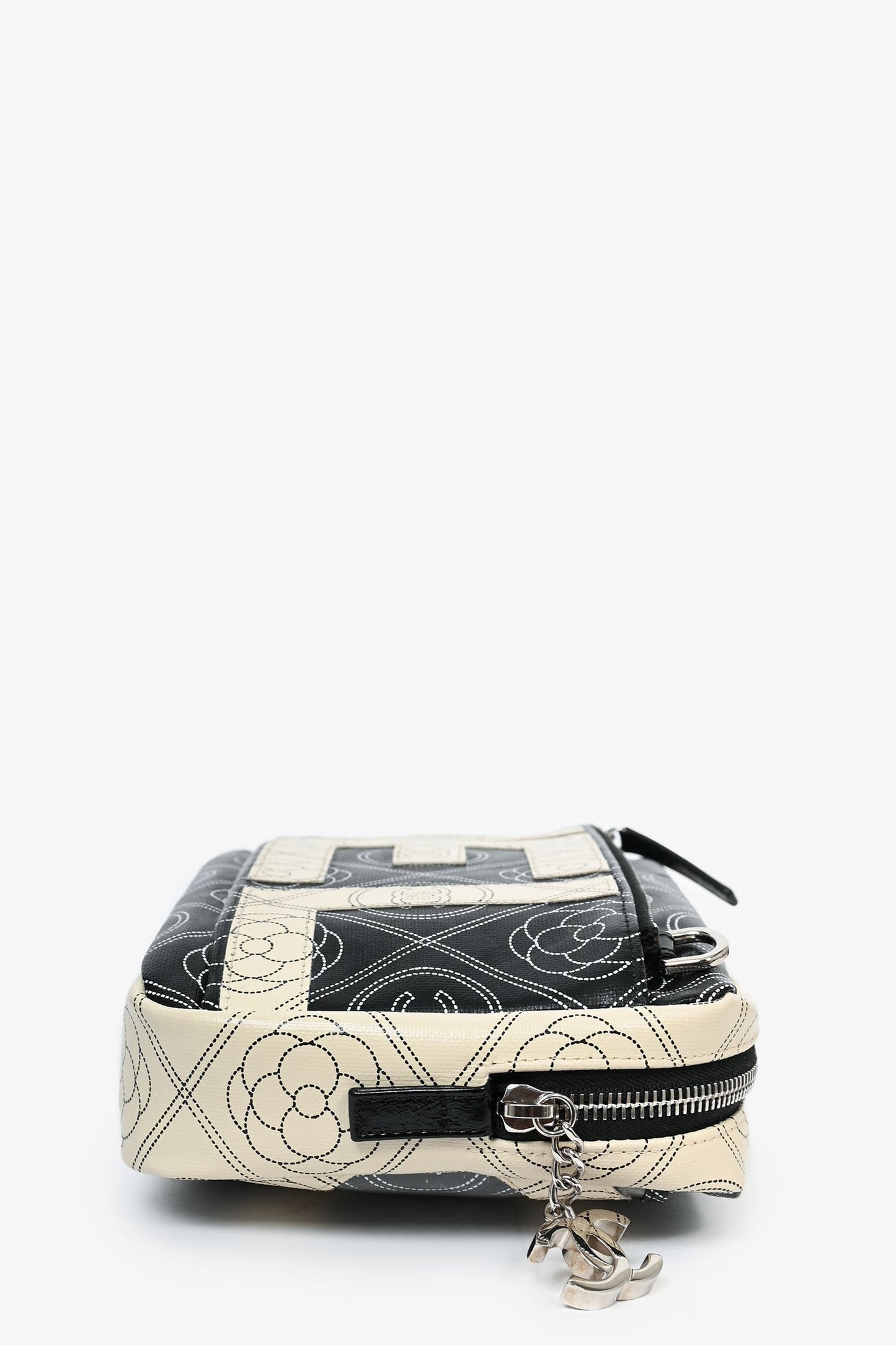 Chaneltm 2017/18 Black/white Coated Canvas Camellia Logo Camera Bag with Strap