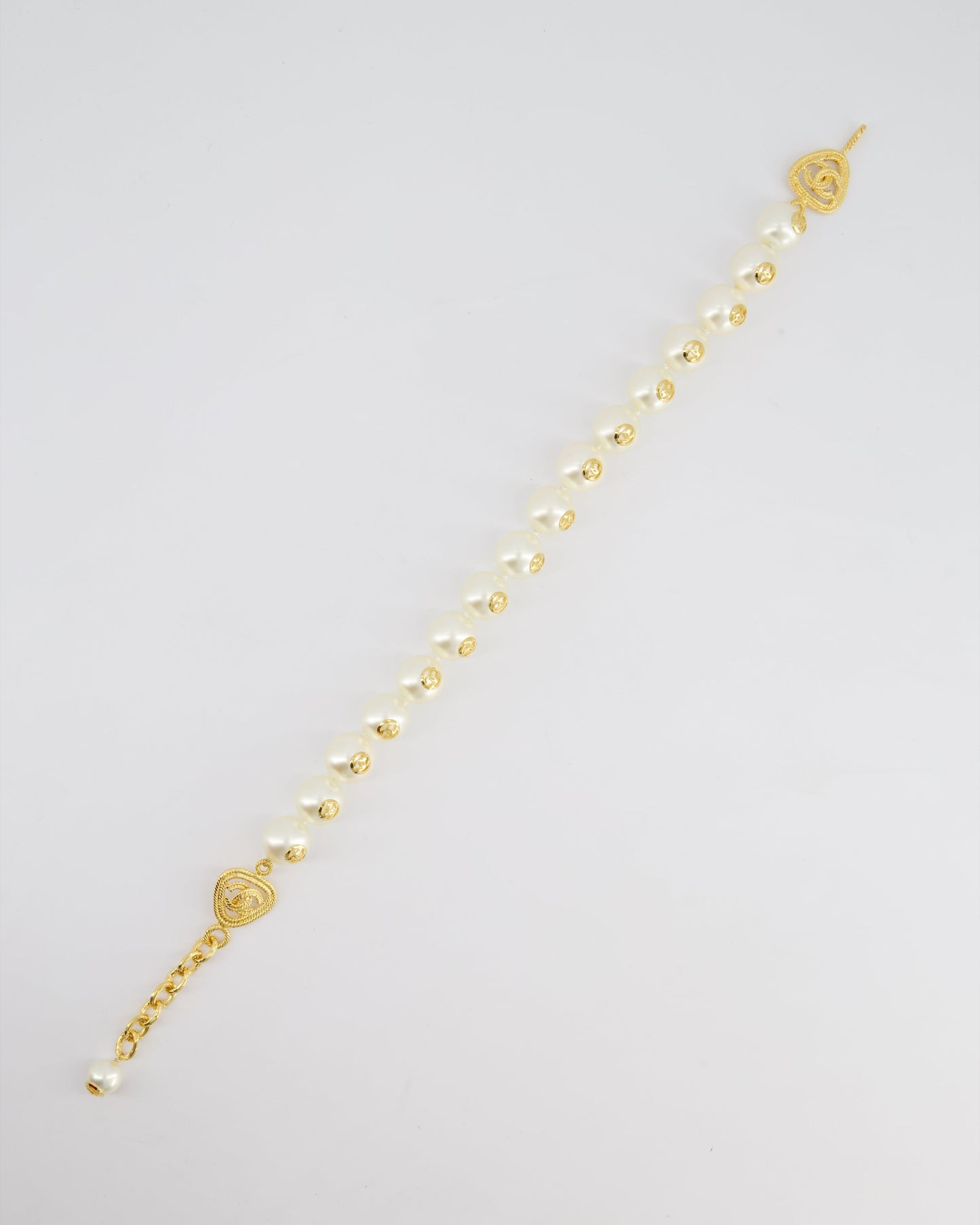 Chanel *Hot* White Pearl Chocker Necklace With Yellow Gold Logo Details