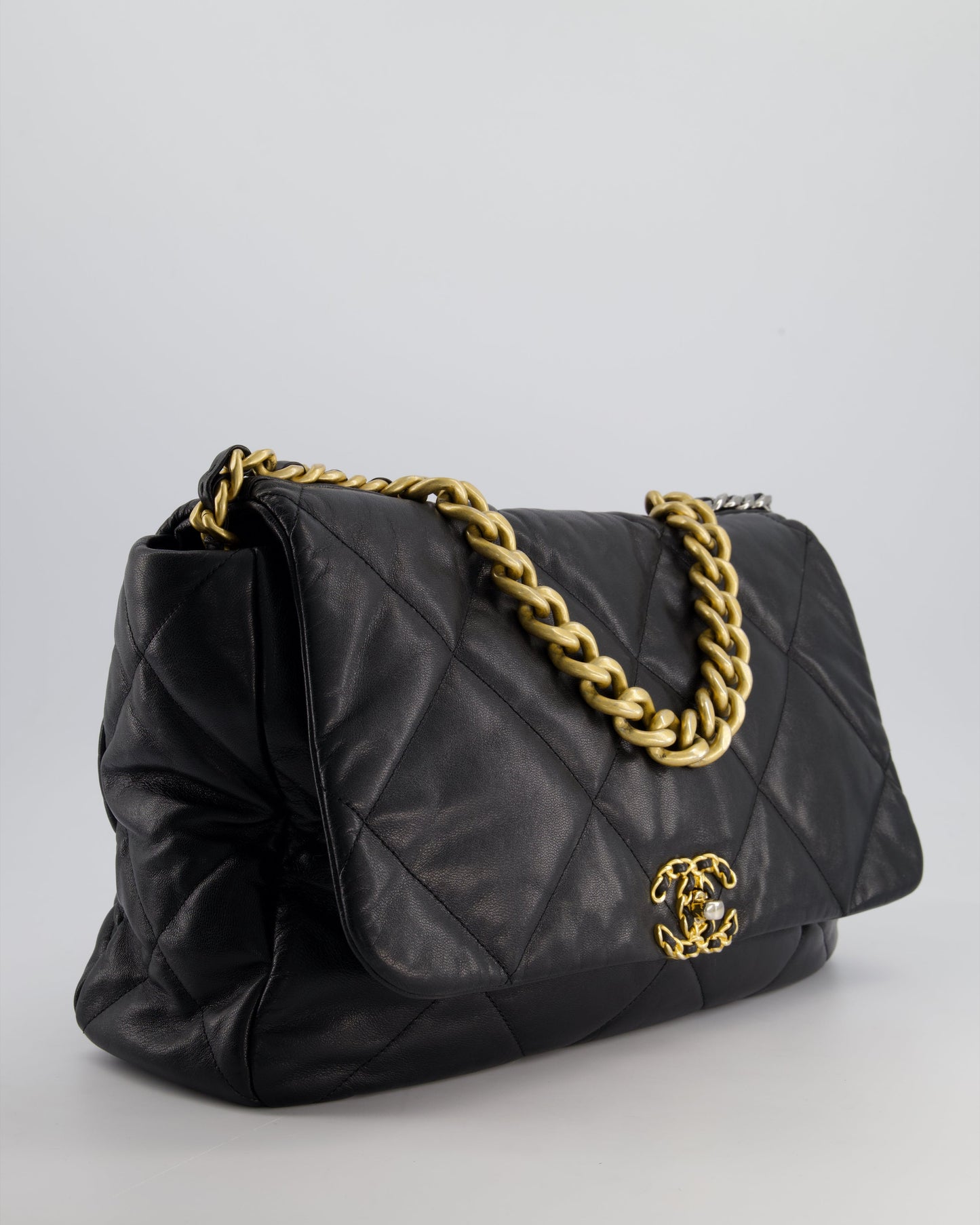 Chanel Black Maxi 19 Bag In Quilted Goatskin Leather With Mixed Hardware