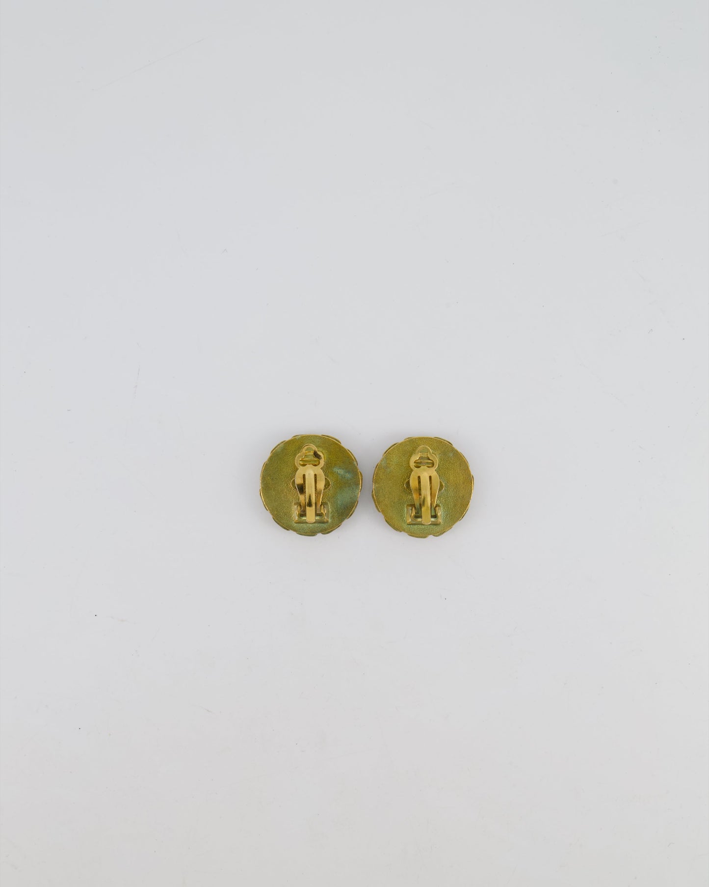 Chanel 94A CC Brushed Gold Matelasse Round Small Clip-On Earrings with Black Detailing