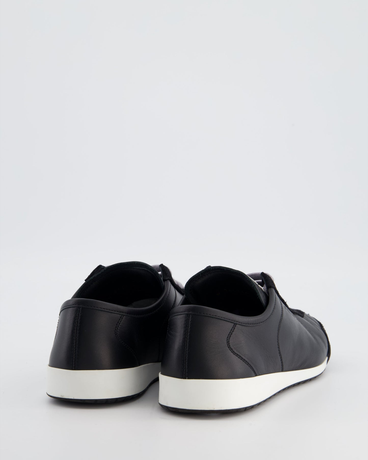 Chanel Interlocking Black Calfskin Leather Sneakers With Logo Detail Size Eu 37.5