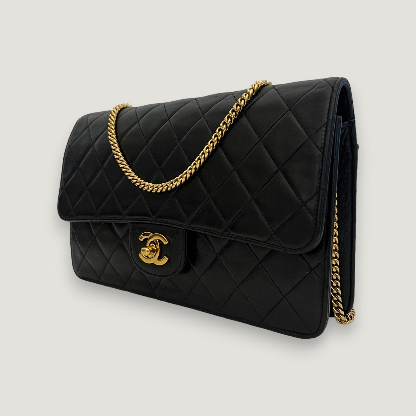 CHANEL CLASSIC MEDIUM BAG | SINGLE FLAP