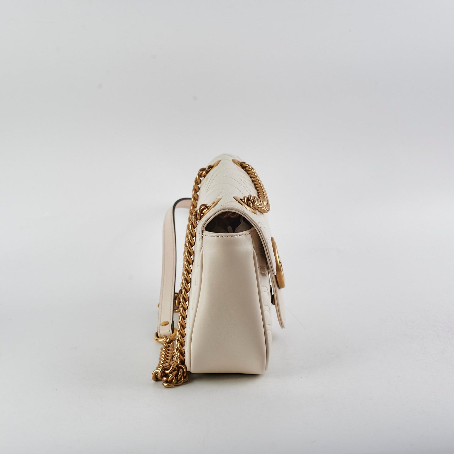 Gucci Marmont Shoulder Bag Matelasse White Crossbody Bag