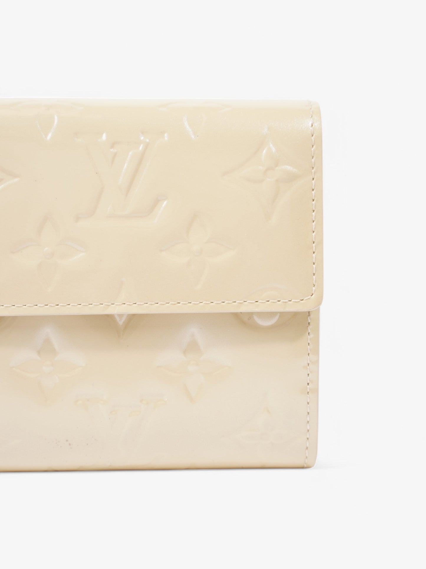 Louis Vuitton Sarah Cream Leather Vernis Wallet Case
