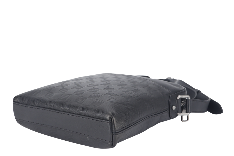 LOUIS VUITTON INFINI DISTRICT (N23355) BLACK DAMIER SILVER HARDWARE CROSSBODY WITH DUST COVER