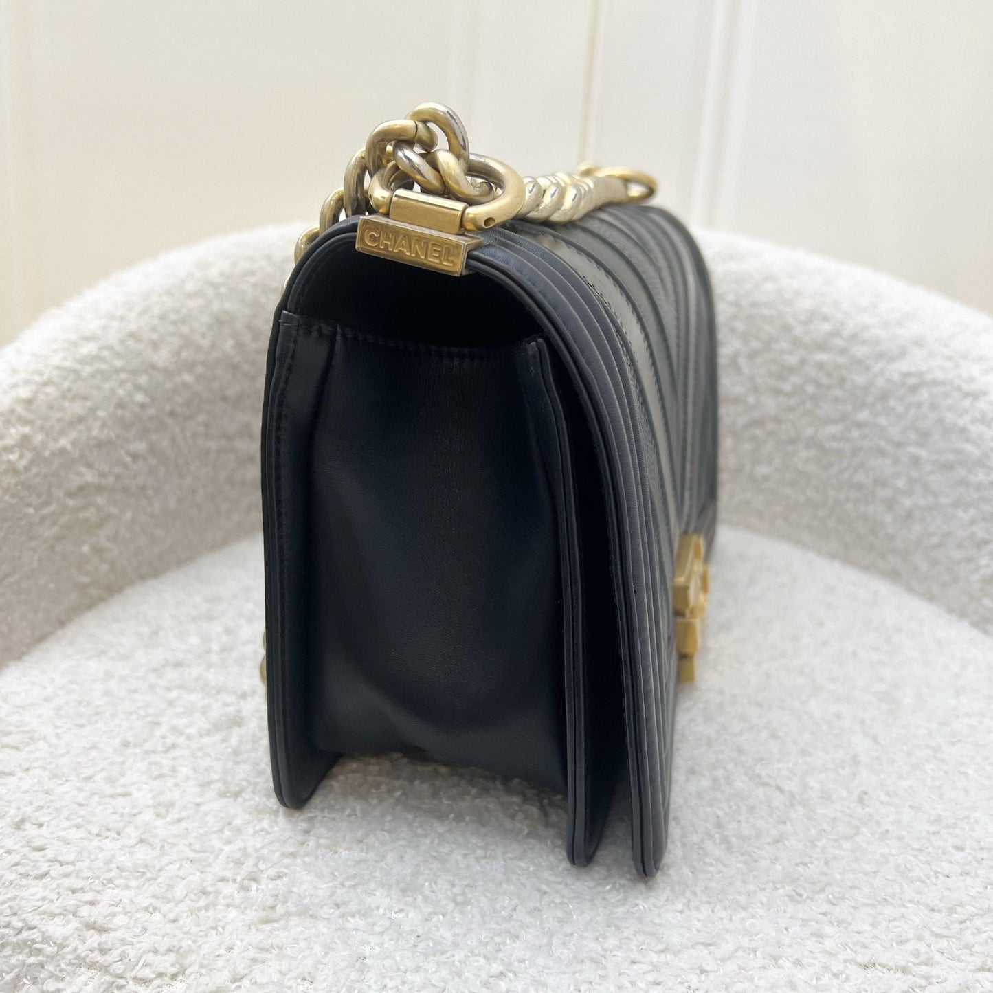 Chanel Medium 25Cm Boy Flap In Chevron Quilted Black Leather Caviar And Aghw Bag