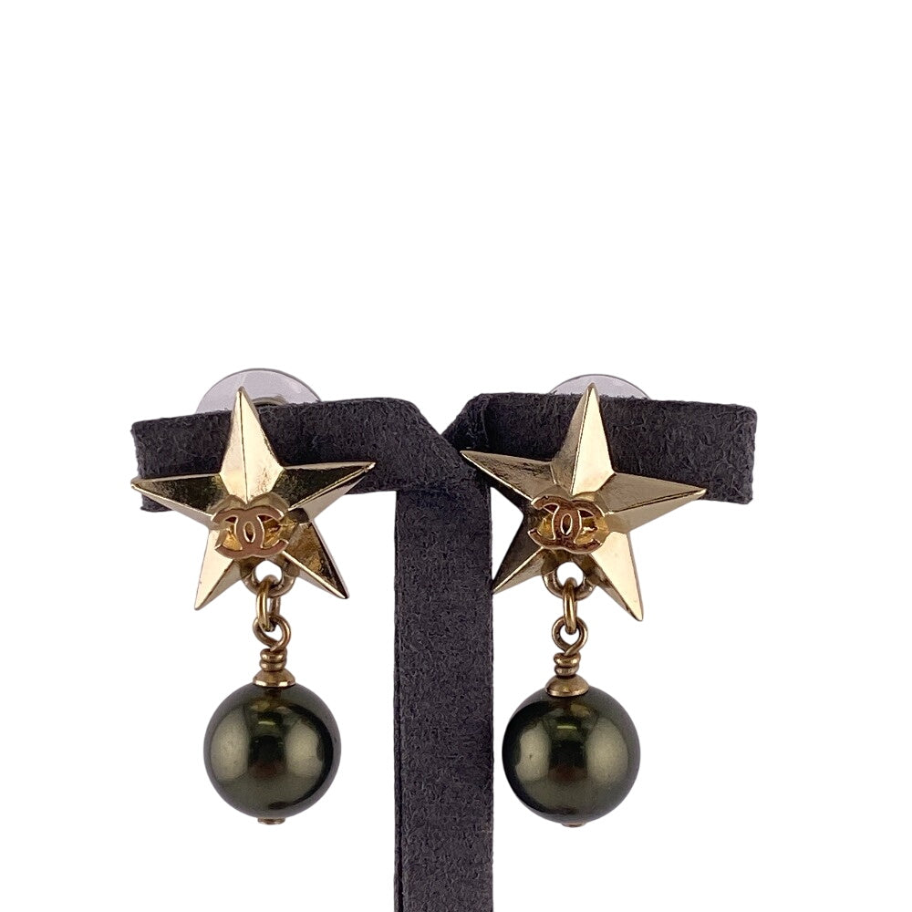 Chanel Pierce Plated A17C COCO Mark Star Gold Jewelry