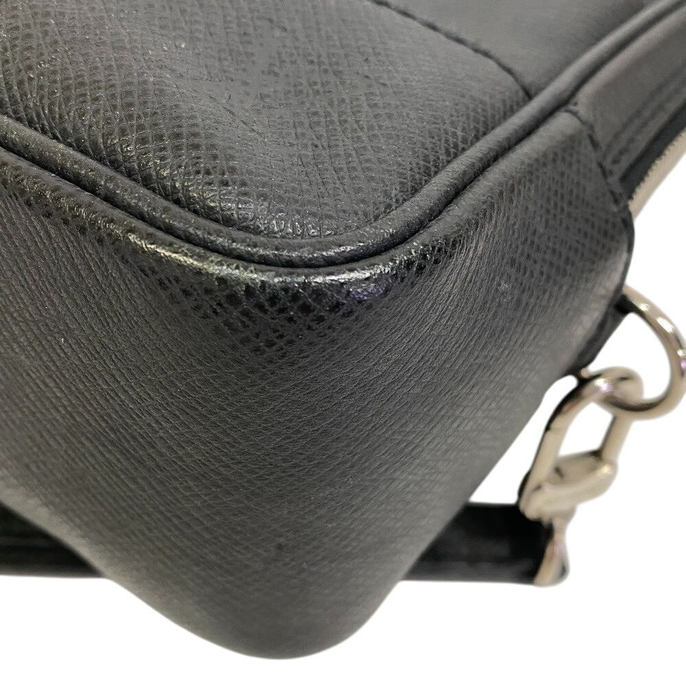 Louis Vuitton M31142 Taiga Pavel Leather Black Clutch Bag