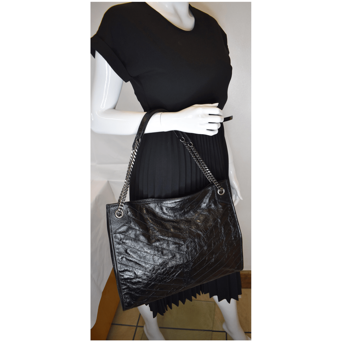 YSL Saint Laurent Yves Niki Crinkle Shopper Tote Bag Leather Black Large Tote Bag Black