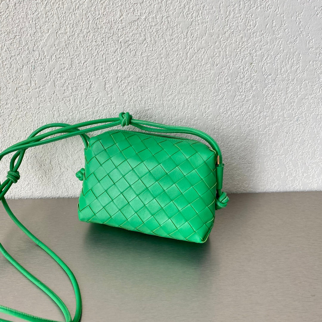 Top Quality Loop Camera Bag For Women Green Mini Crossbody Bag