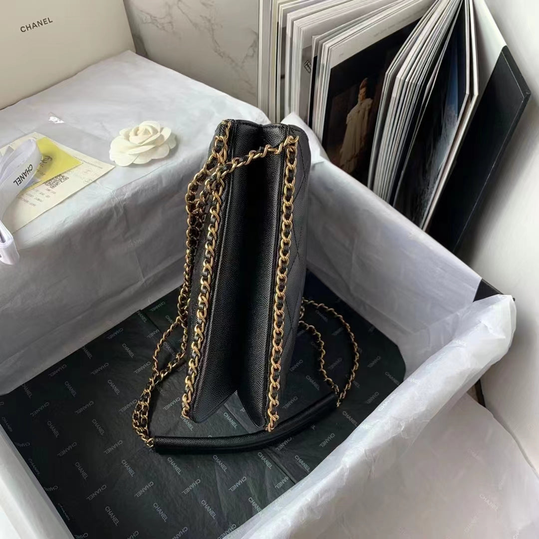 CHLSmall Shopping , ’s 9.1in Black Handbag