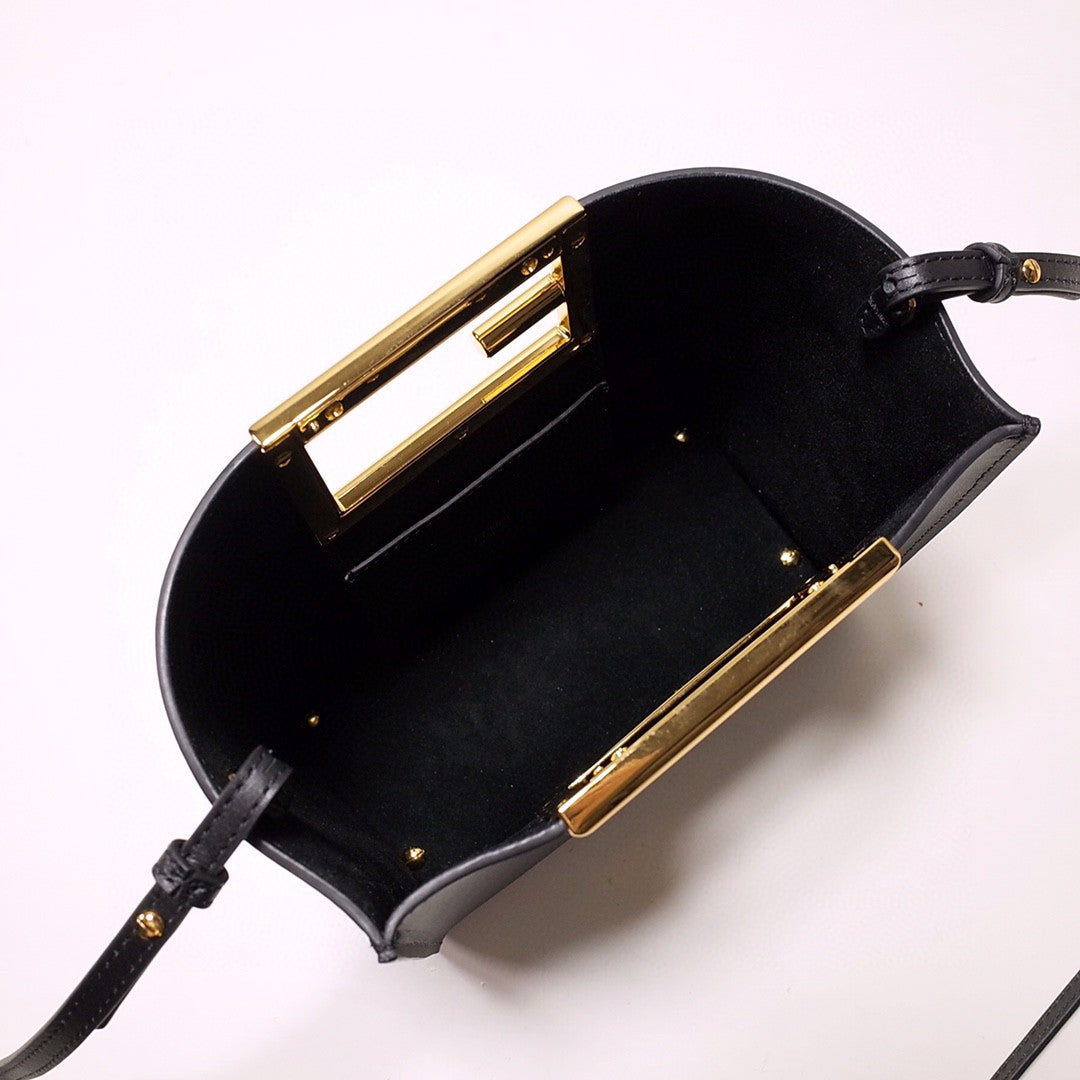 Way Black Small Travel Bag