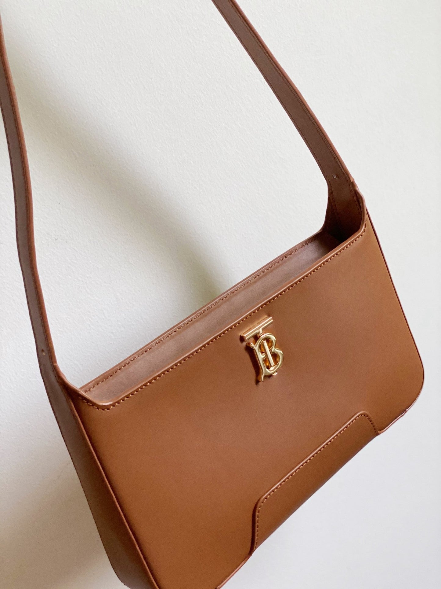 Top Quality Thomas Shoulder Bag For Women Monogram Brown