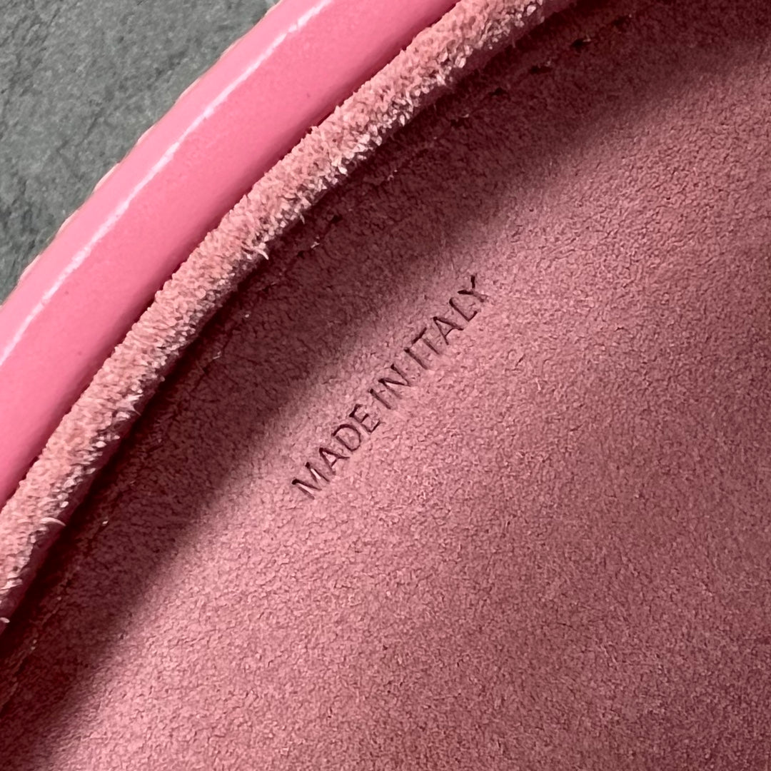 Top Quality Oval Minaudiere Cuir Triomphe Pinike Travel Bag
