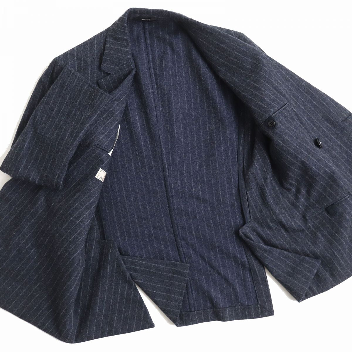 Suit Outer: Wool, Lining: Cupra, Part: Cotton Travel Bag