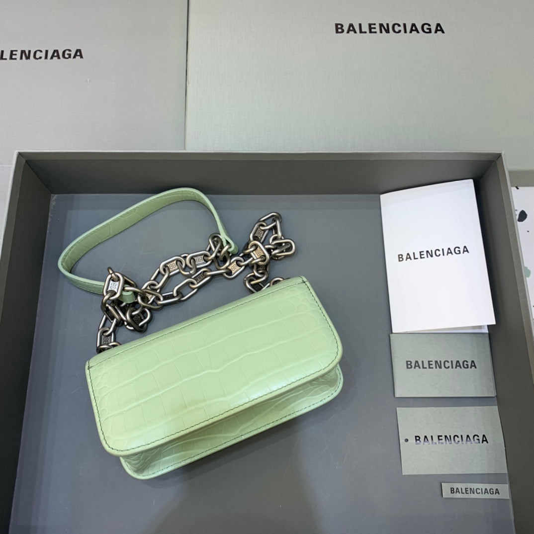 Top Quality Gossip On Shoulder Bag Light Green Small