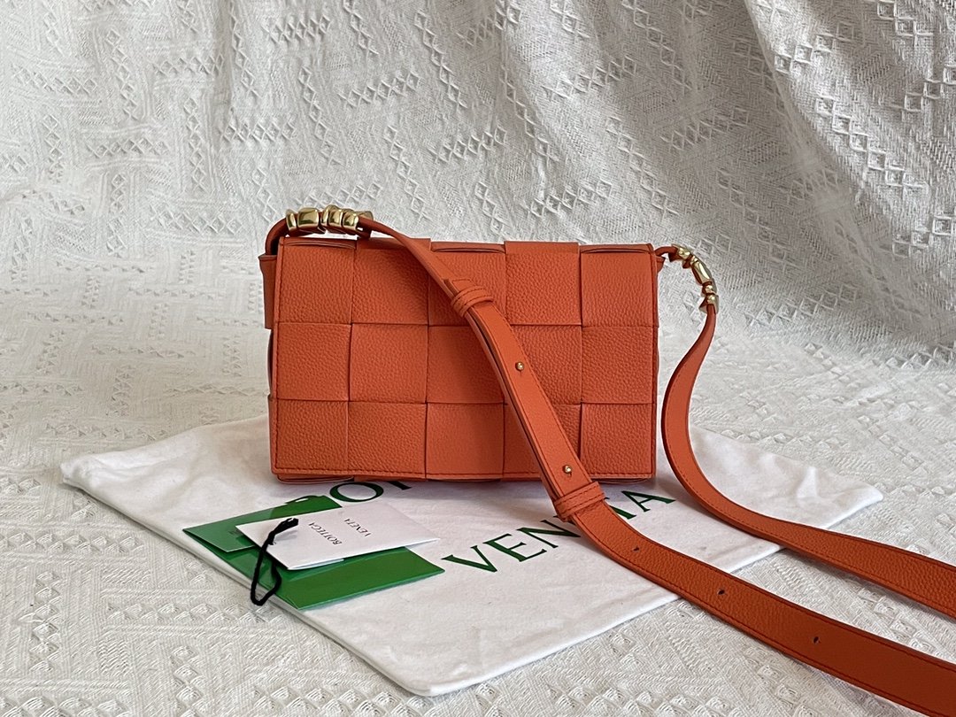 Top Quality Cassette Orange For Women Women Travel Bag