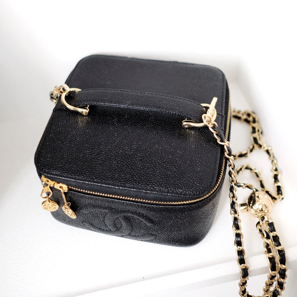 Chanel coco cowhide mini wash bag