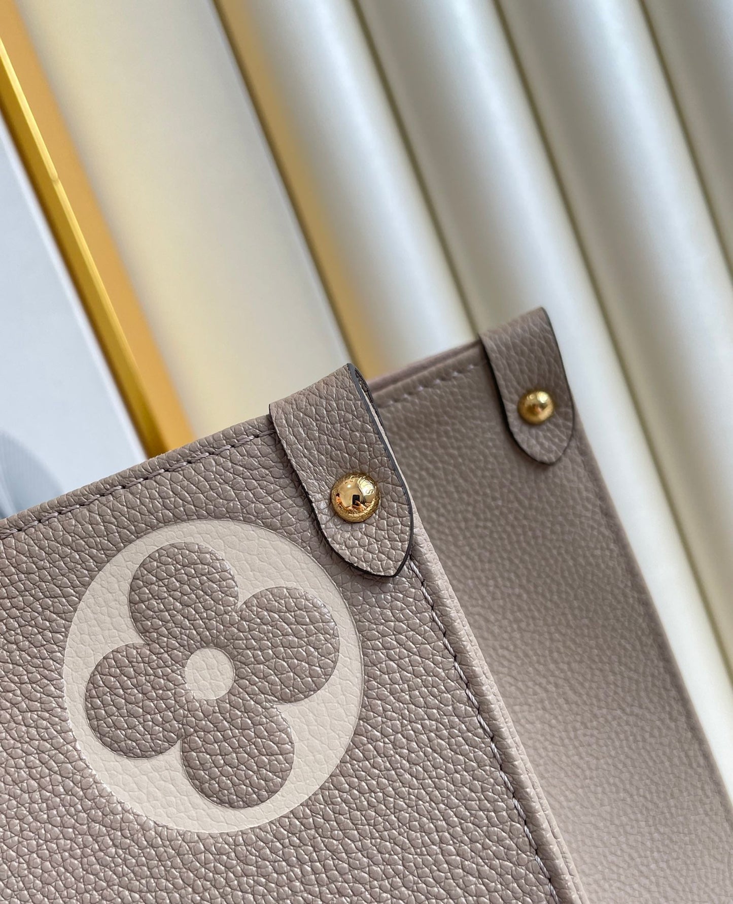 Louis Vuitton MM Tote Bag