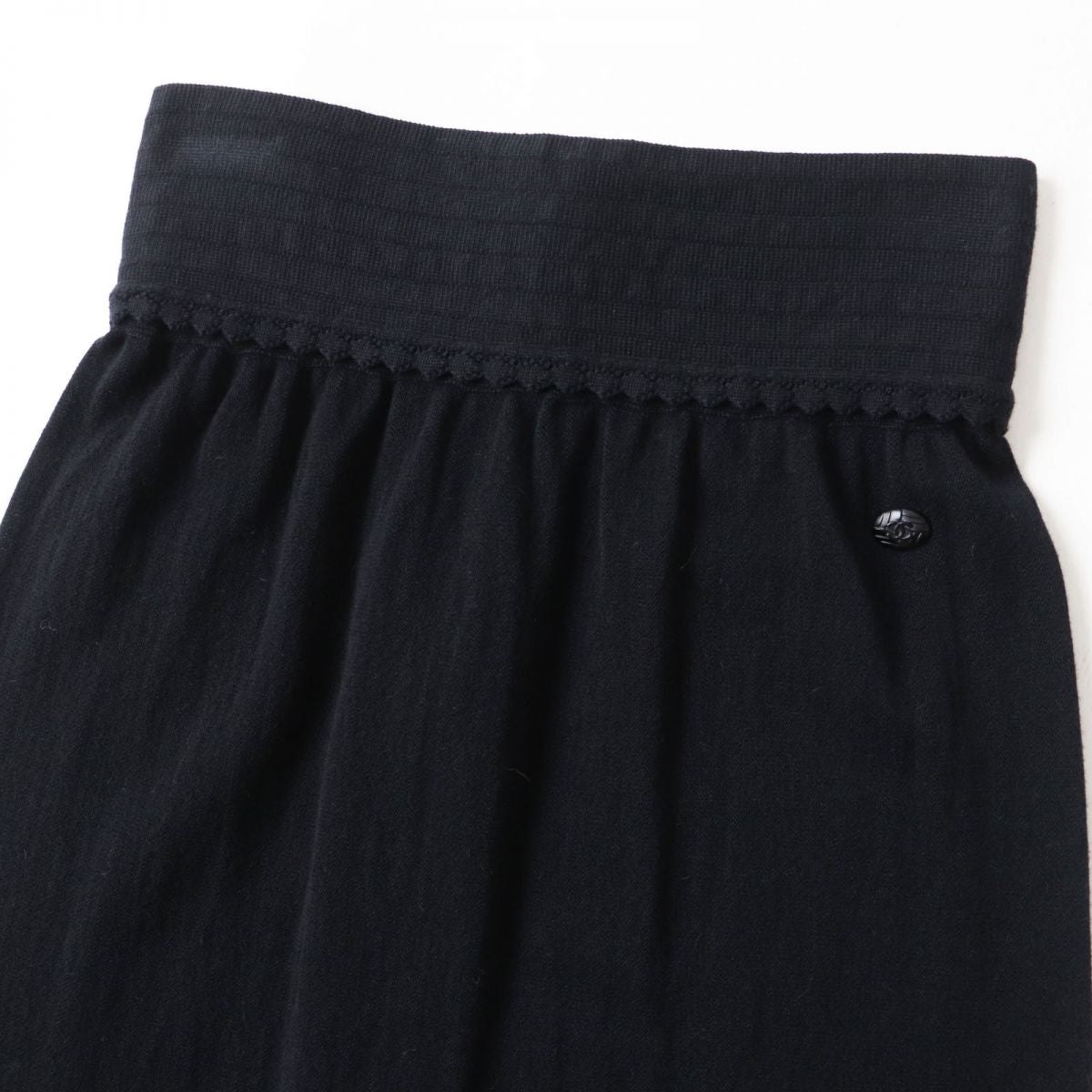 Chanel Women's Knit Skirt Black Size 36 Handbag