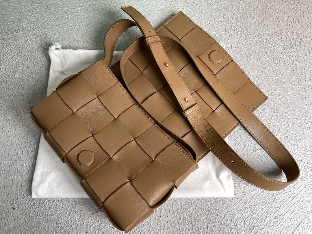 Top Quality Cassette Acorn For Women Women Travel Bag