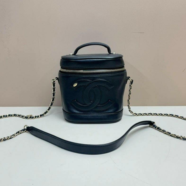Chanel Black Lambskin way Vanity Case - Luxury Chain Strap Shoulder Bag