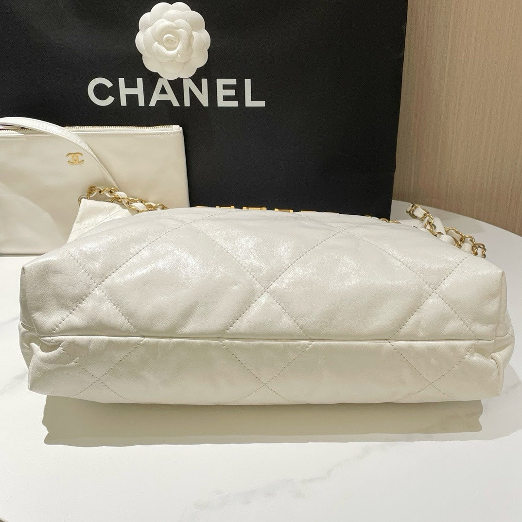 Chanel Bag Small White Quilted Leather Chain Strap Shoulder Bag