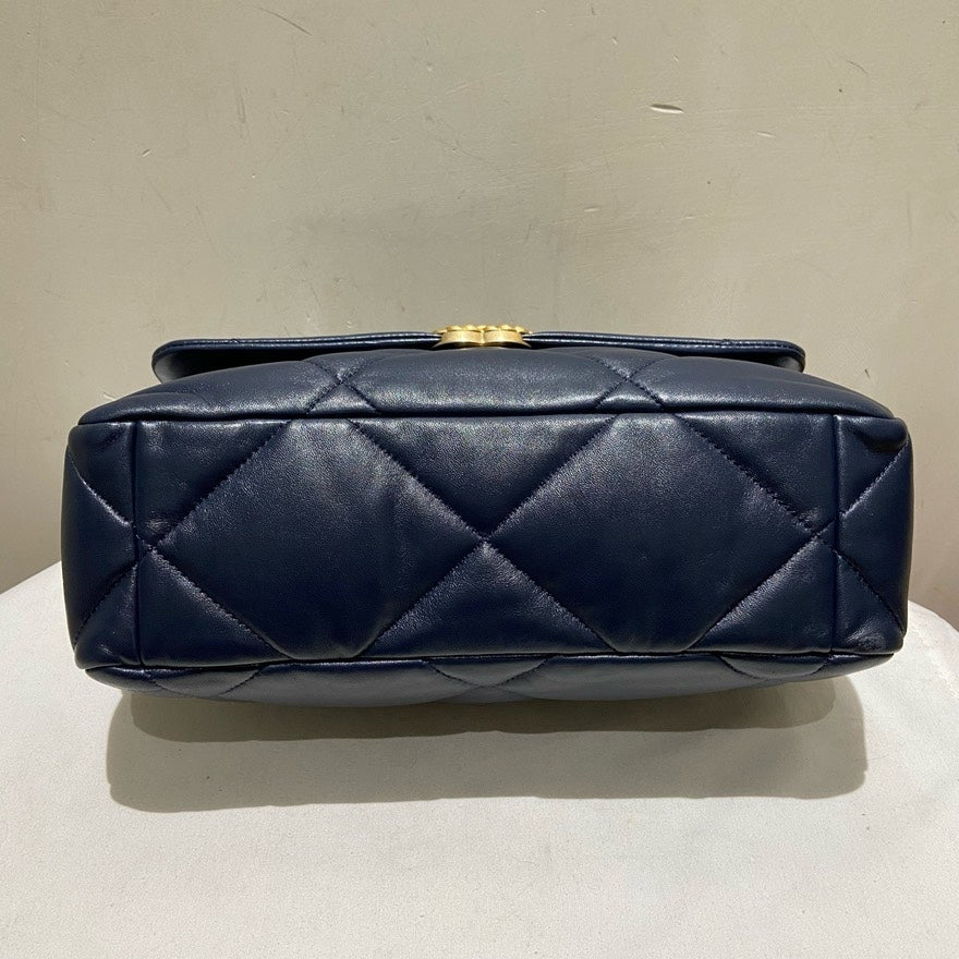 Chanel Bag Dark Blue Crossbody/Shoulder Bag