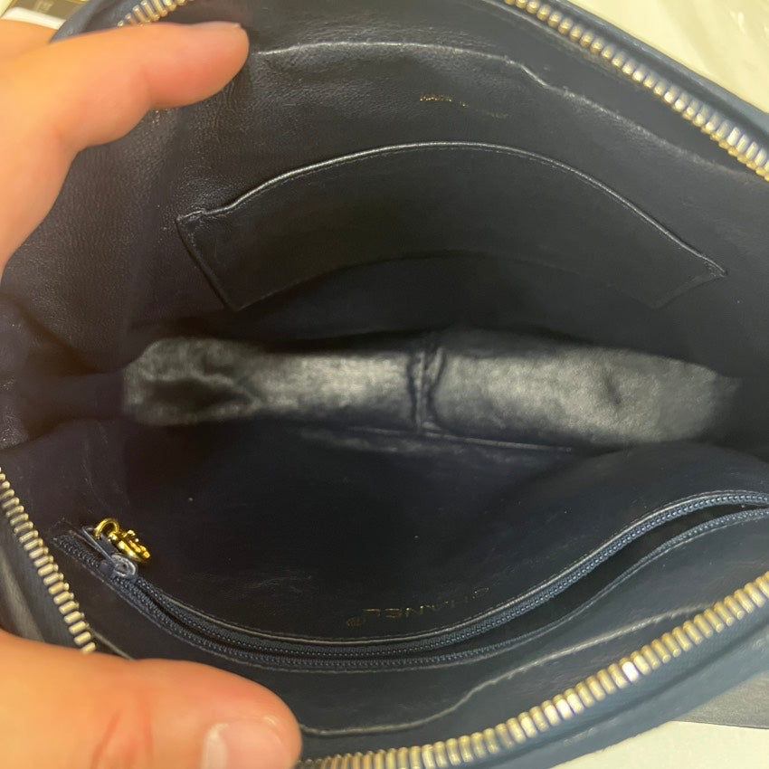 Chanel lamb skin crossbody E