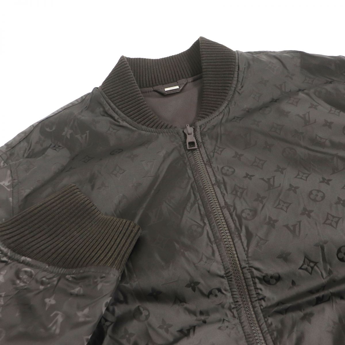 Louis Vuitton Blouson See photo Dark Brown Handbag