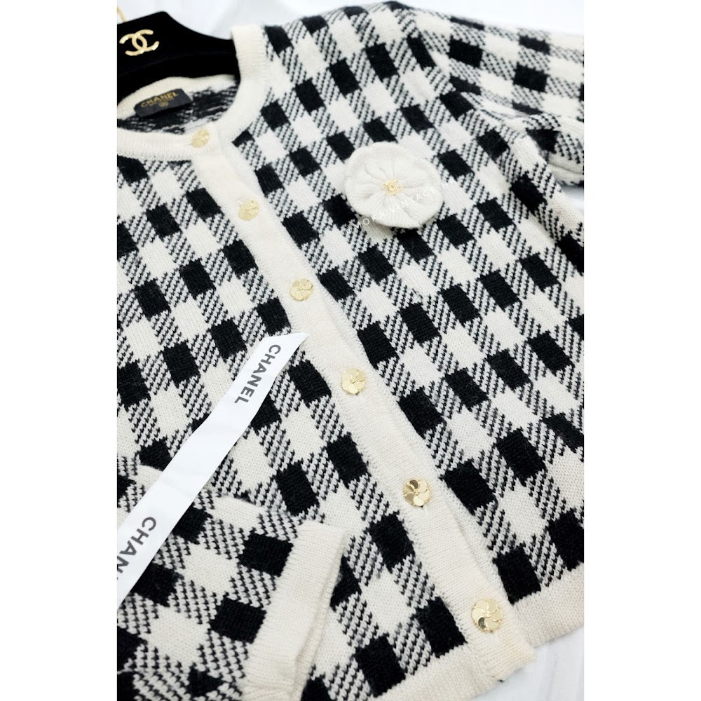 Chanel clothing