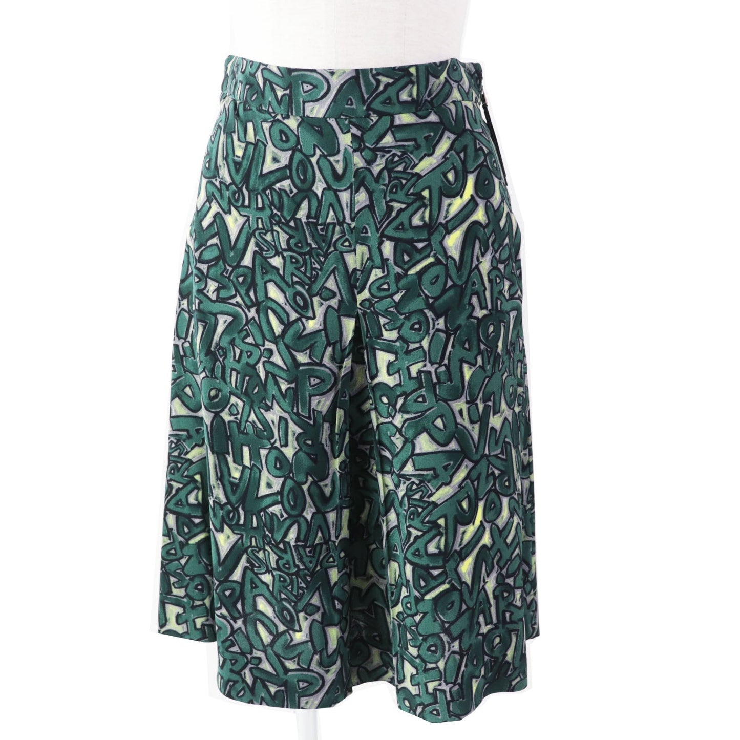Louis Vuitton 34 Green Apparel