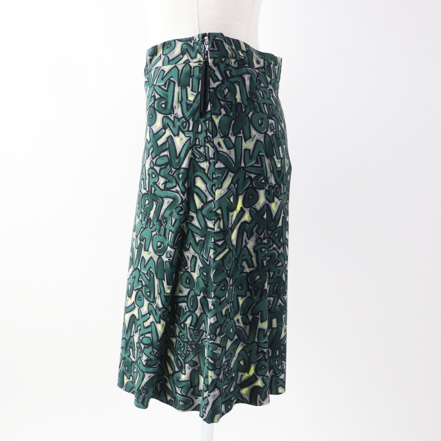 Louis Vuitton 34 Green Apparel