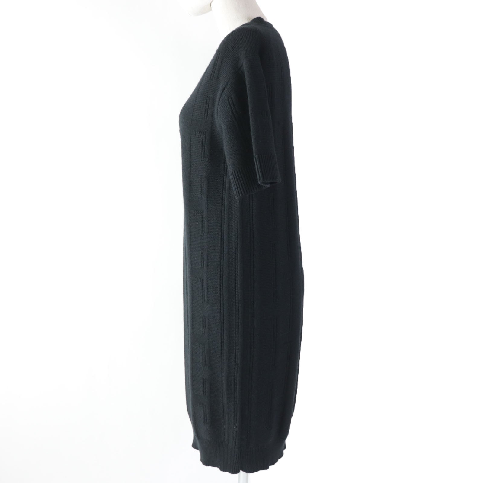 One Piece Main: Wool Women Handbag Black Travel Bag