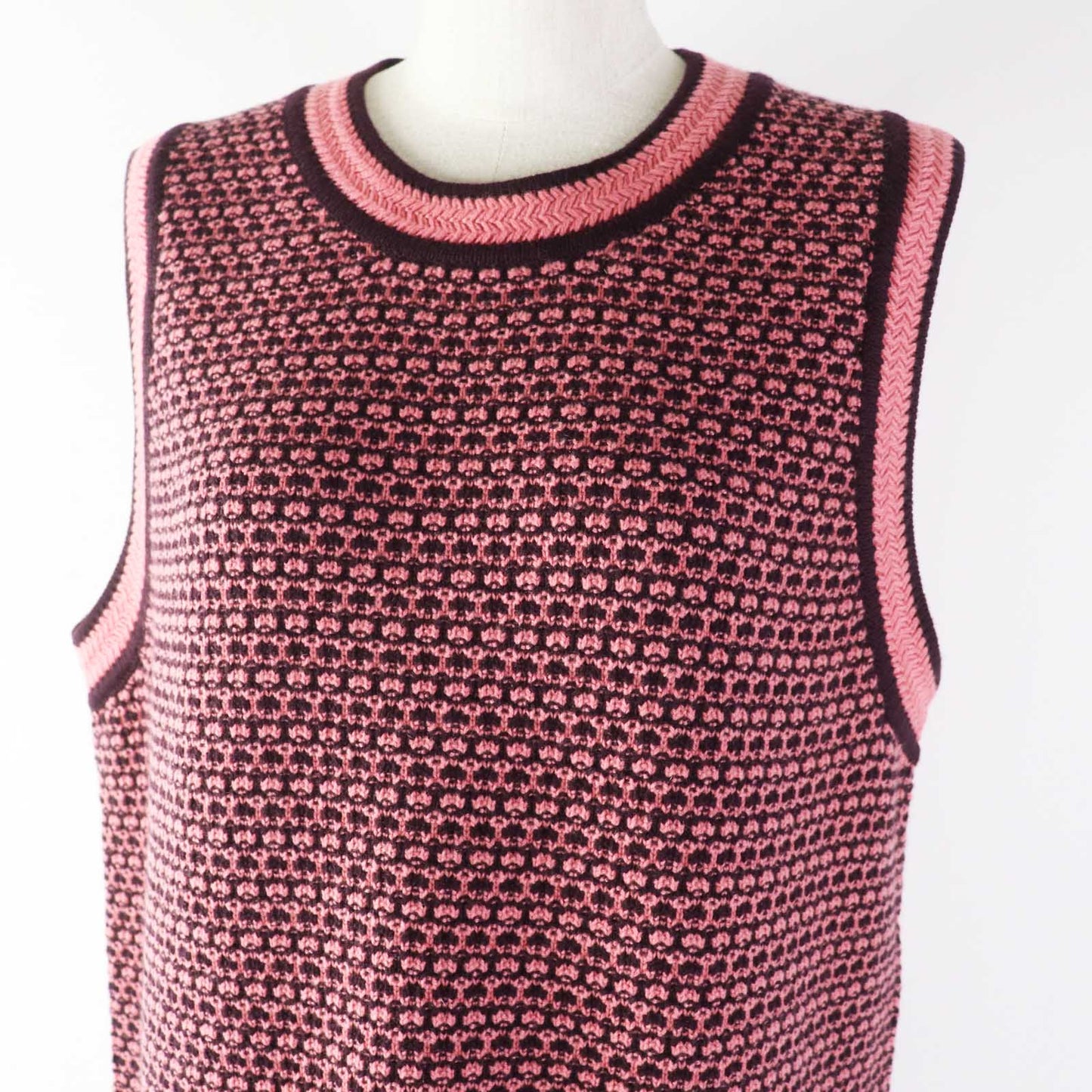 Chanel one piece cashmere Bordeaux 44 Pink Handbag