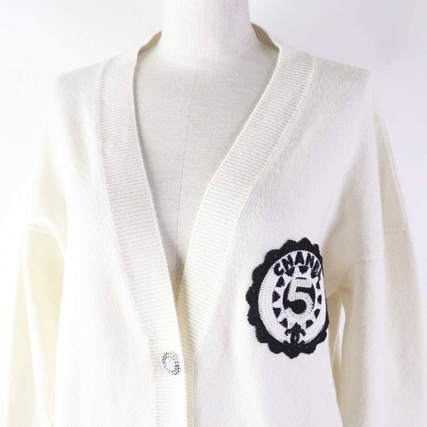 Chanel cardigan part 99 cashmere part 1 White Handbag