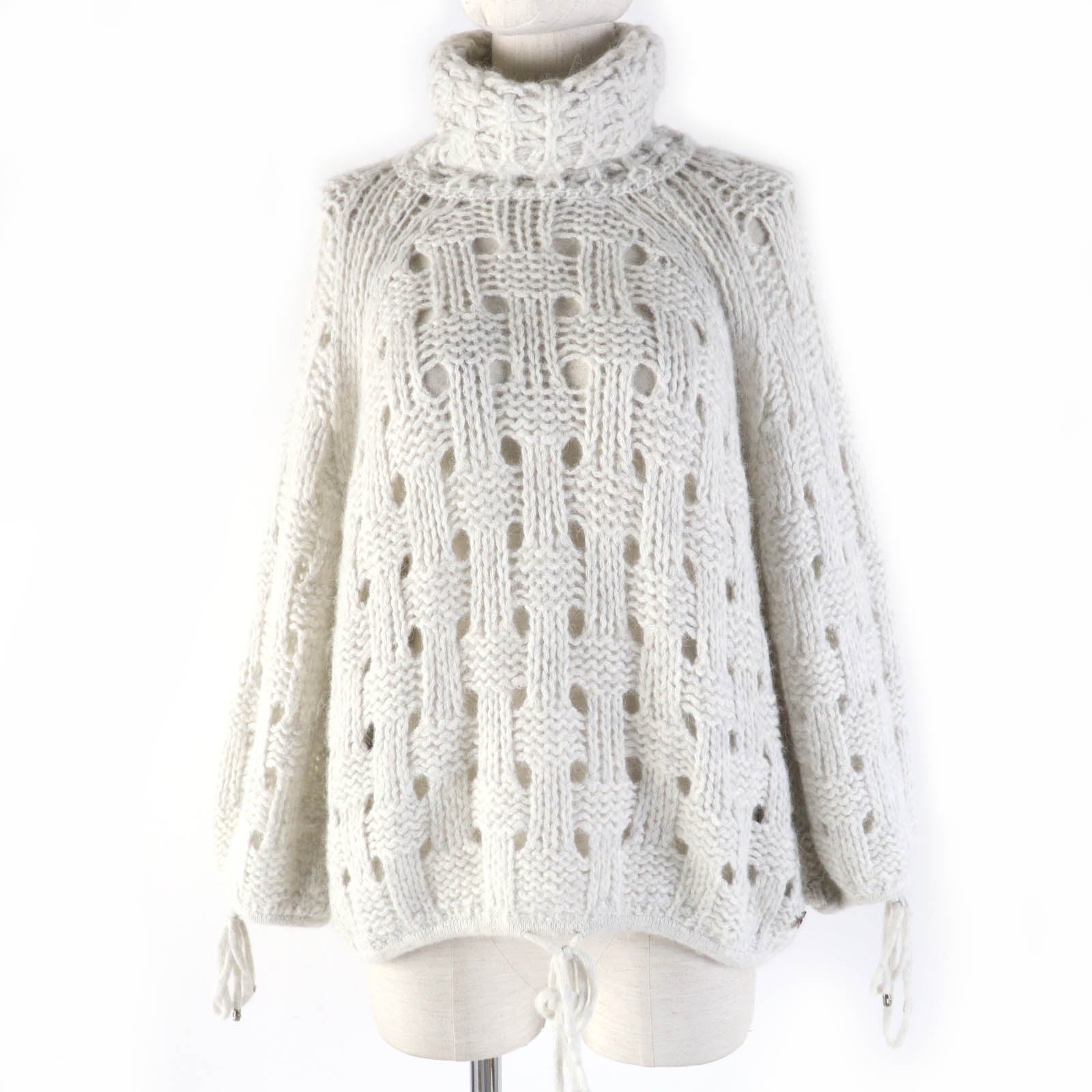 Chanel knit Ivory Handbag