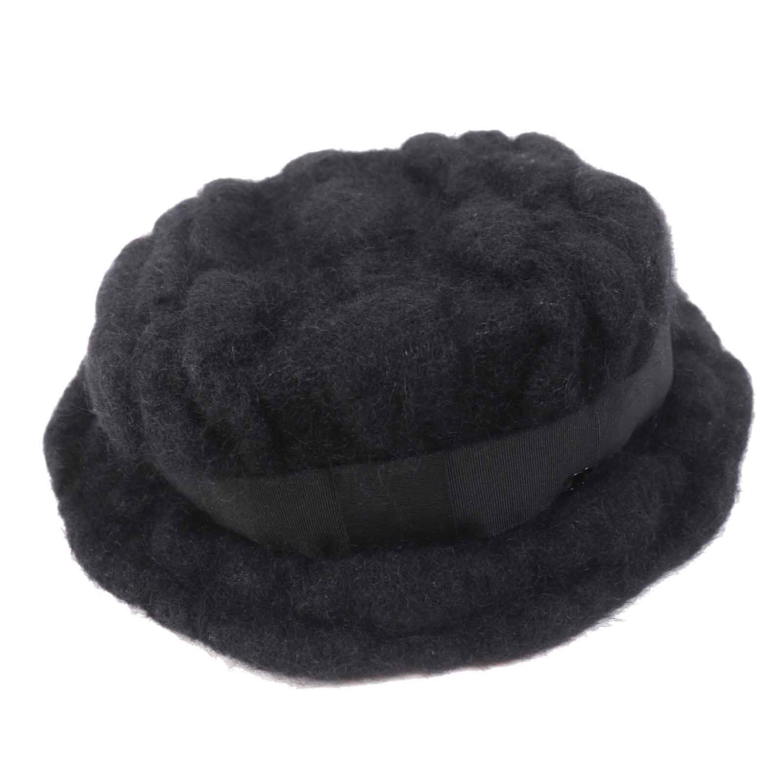 Chanel hat Black