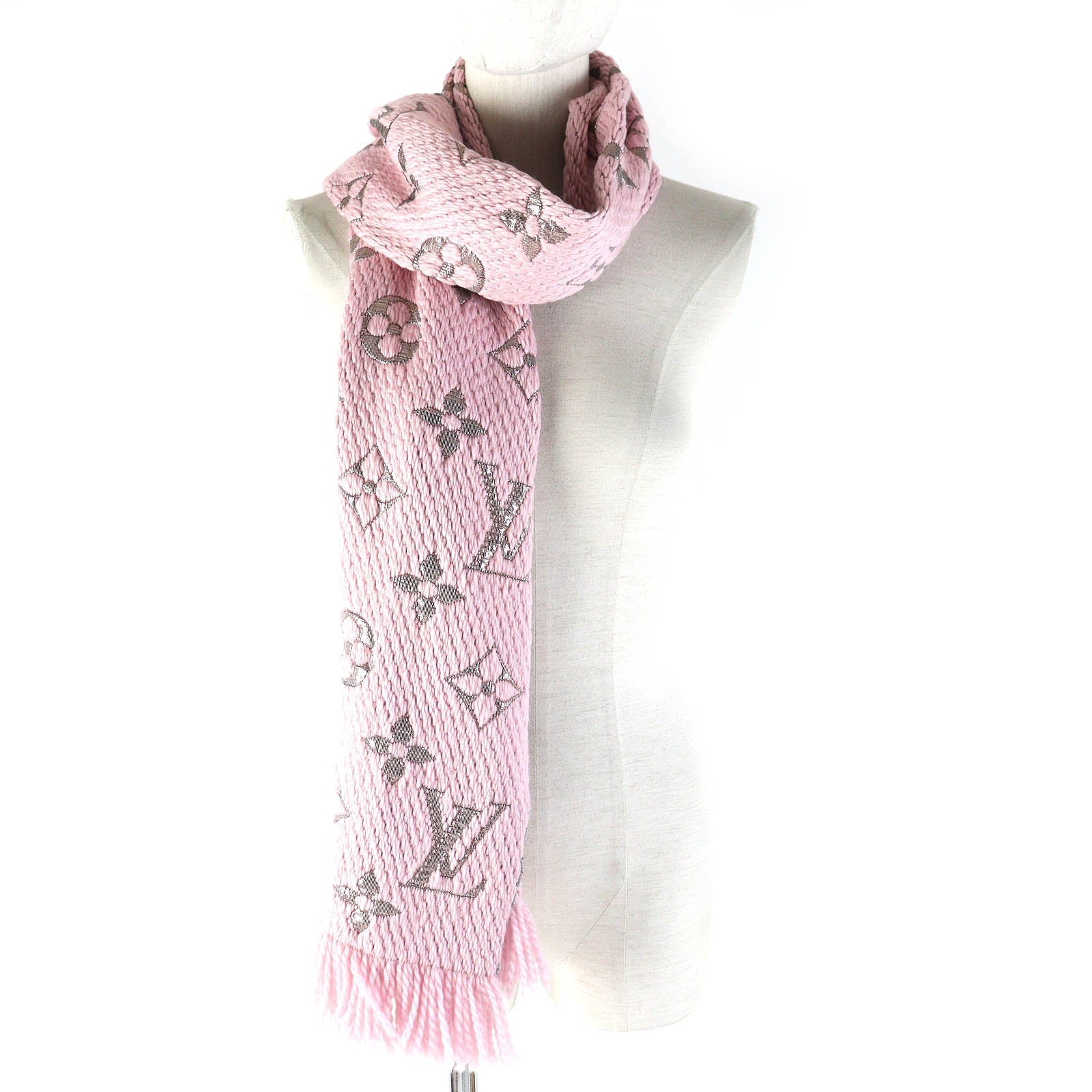 Louis Vuitton Scarf M70466 go Mania Shine Wool Logo 4
