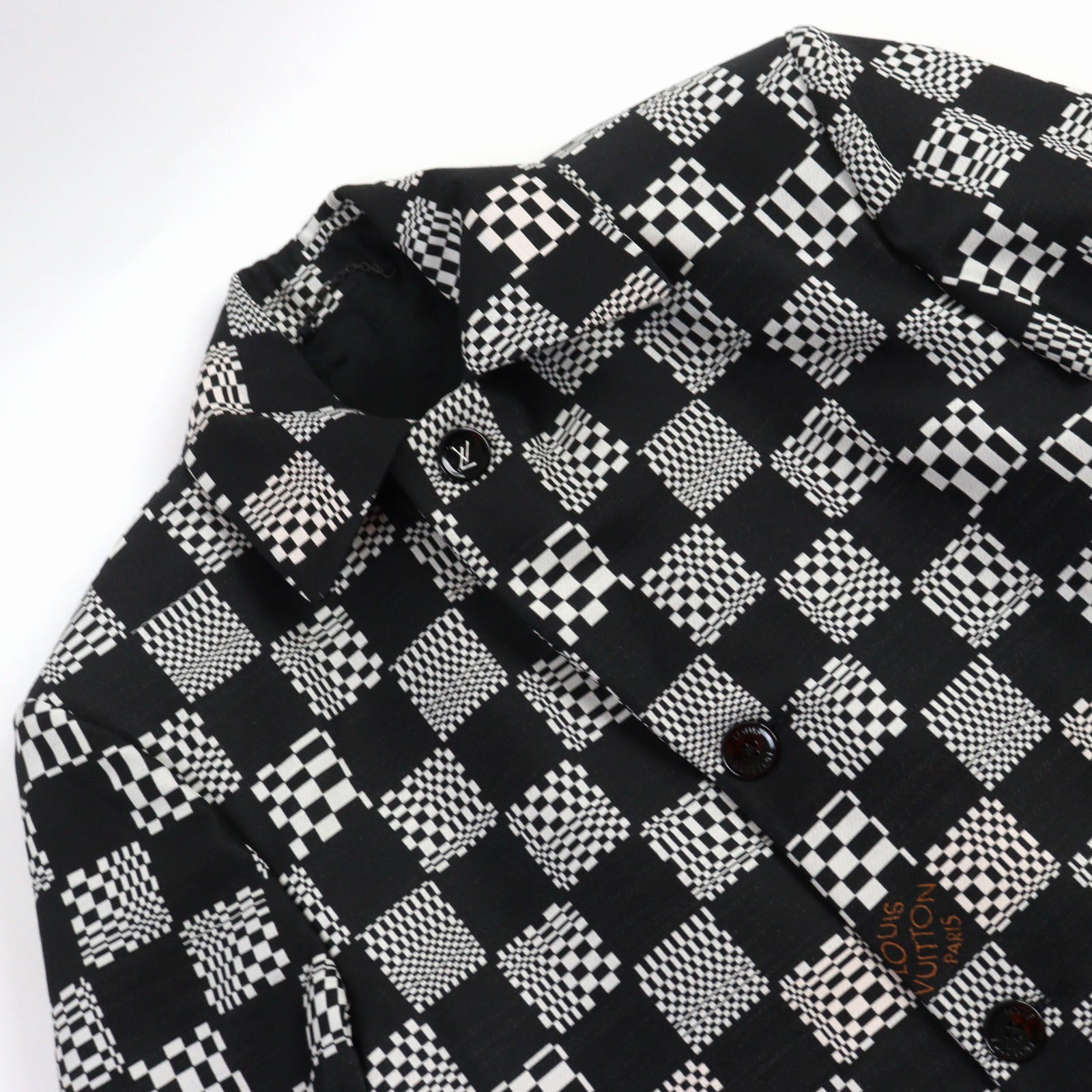Louis Vuitton Chester coat HKC71W Wool Black White Apparel