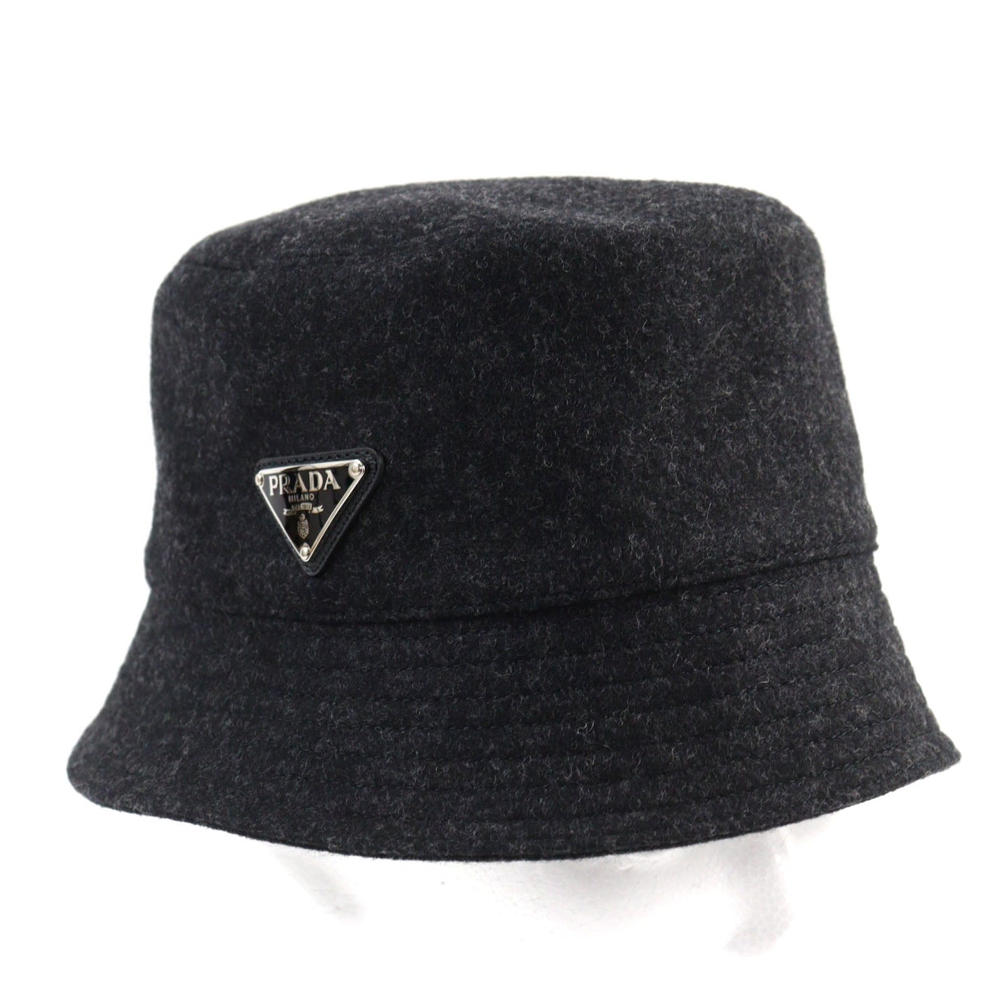 Hat Outer: % Wool, Lining: % Cotton Travel Bag