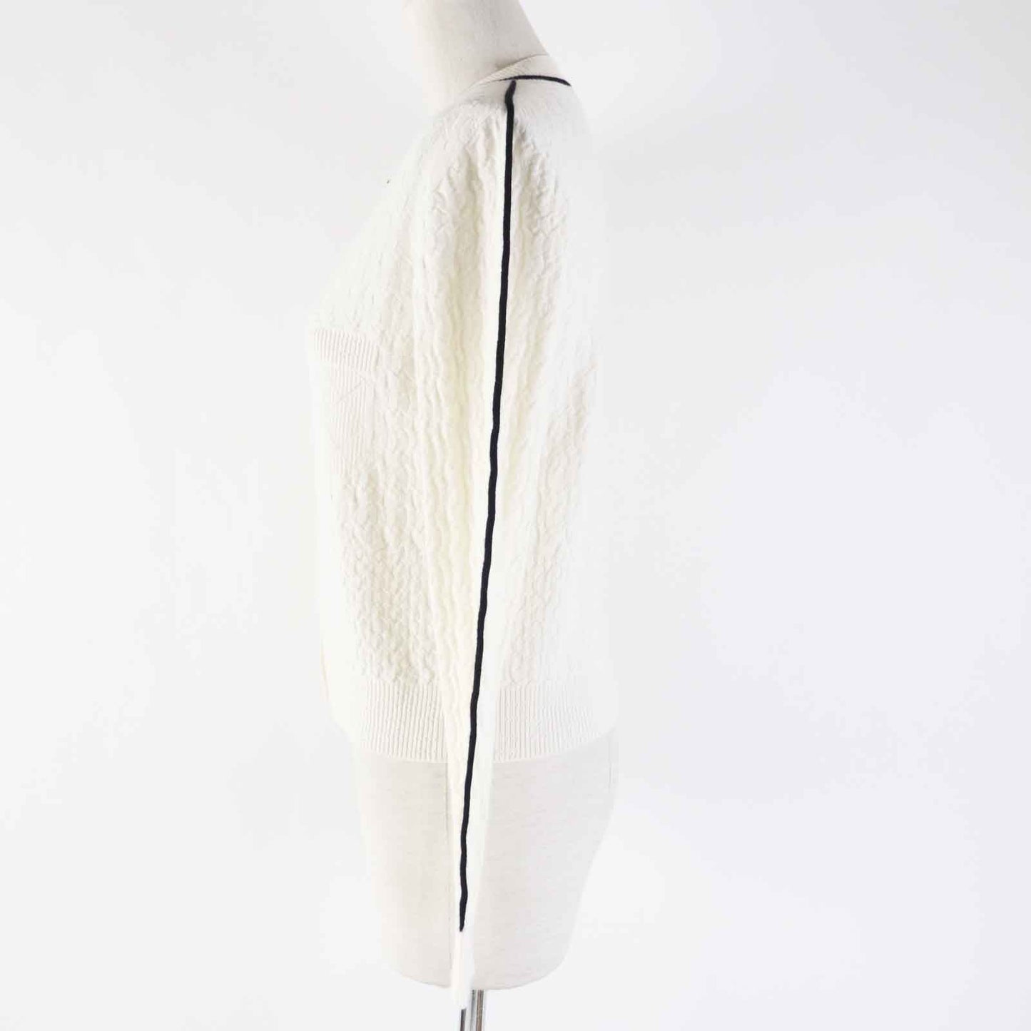 Chanel cardigan 36 Black White Handbag